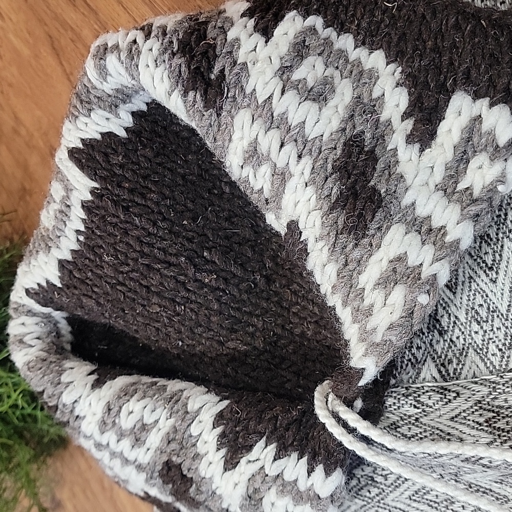 Loomed Wool & Cowhican Sweater Cape from South America